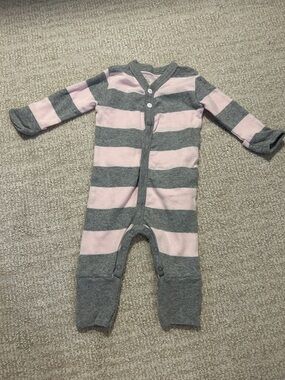 Burt’s bees baby newborn footie pajamas